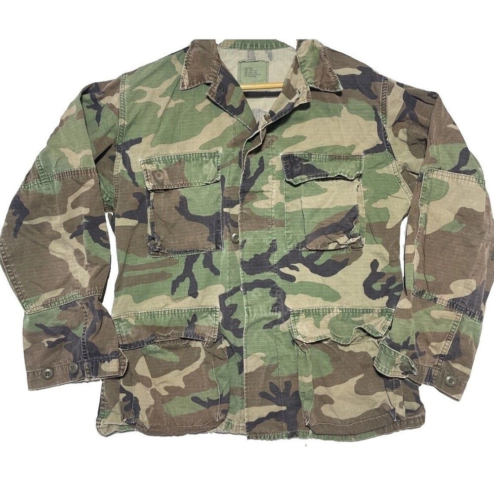 Army M-65 Woodland Camo Field Jacket Small Regular NSN 8415-01-184-1924